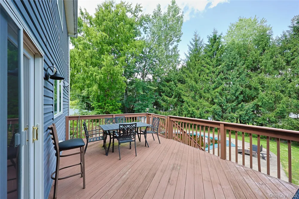 1010 Pine View New Windsor, NY 12553