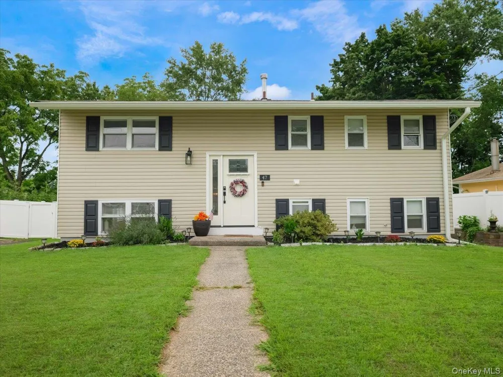 47 Chestnut Oval Orangeburg, NY 10962