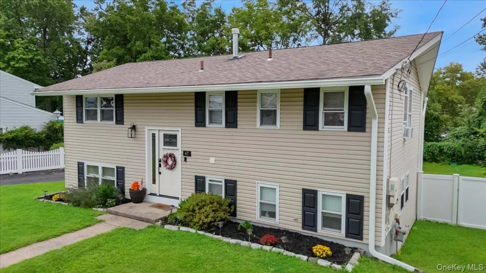47 Chestnut Oval Orangeburg, NY 10962