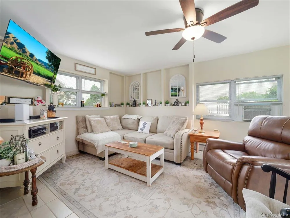 47 Chestnut Oval Orangeburg, NY 10962