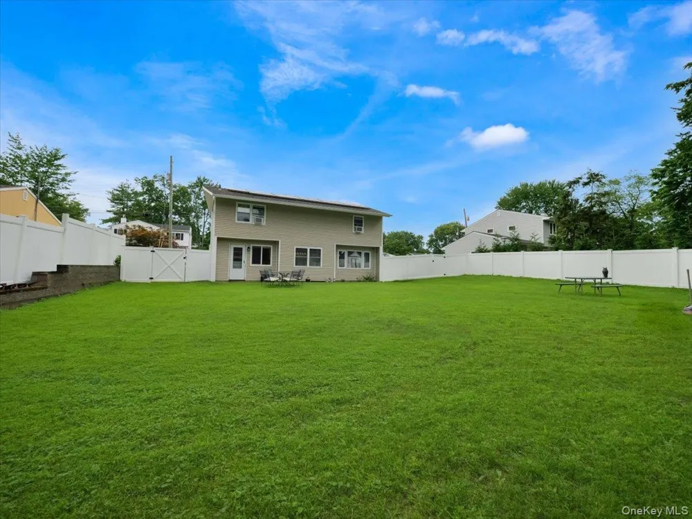 47 Chestnut Oval Orangeburg, NY 10962