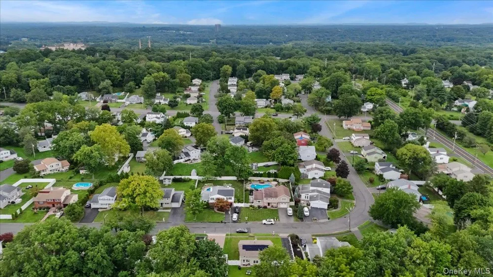 47 Chestnut Oval Orangeburg, NY 10962