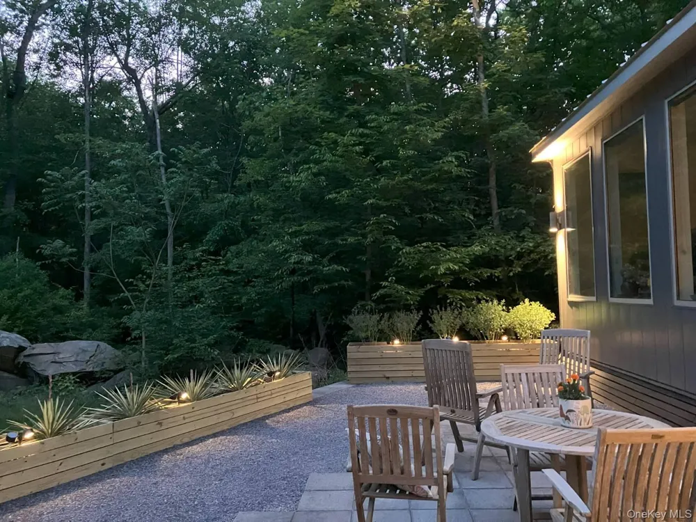 32 Old East Road Wallkill, NY 12589