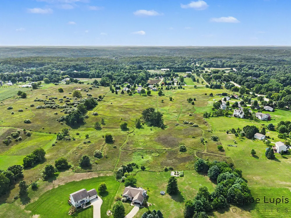 5870 Terrace Ridge Drive NE Courtland Township, MI 49341