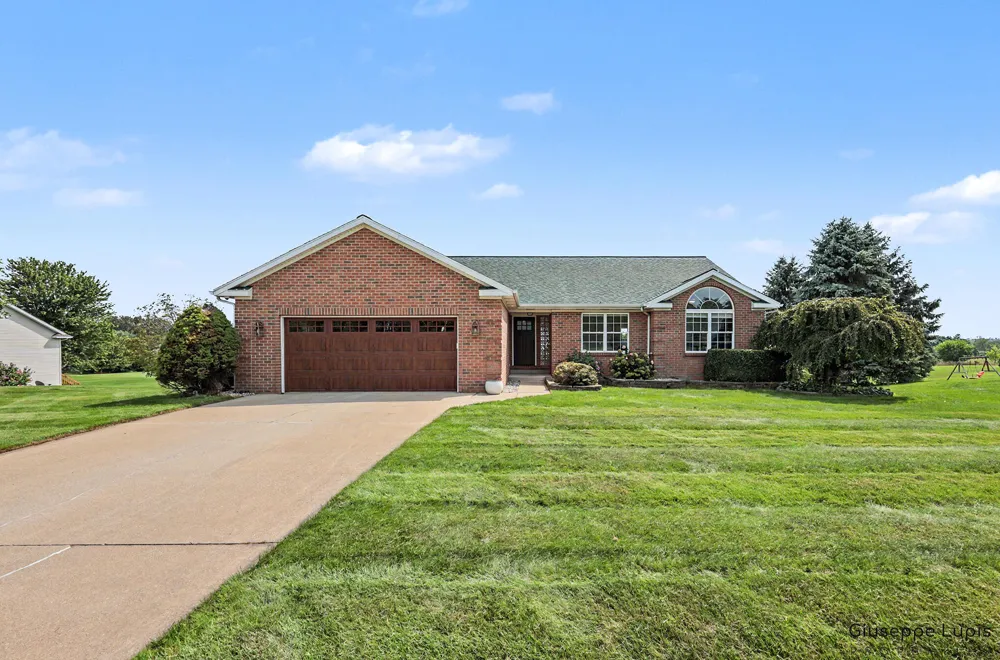 5870 Terrace Ridge Drive NE Courtland Township, MI 49341