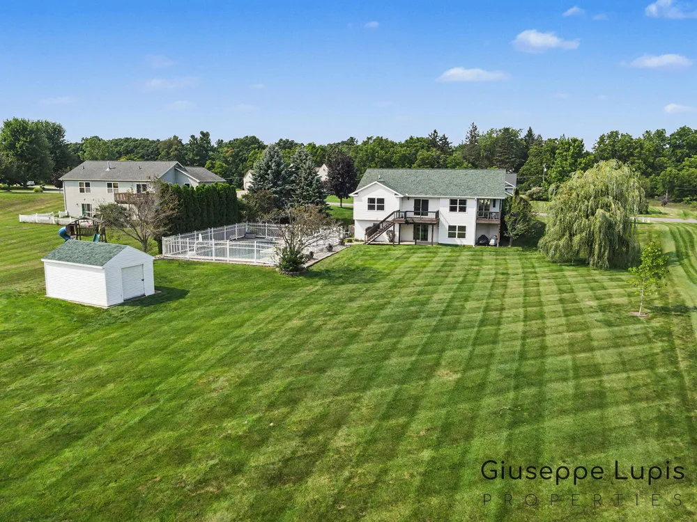 5870 Terrace Ridge Drive NE Courtland Township, MI 49341