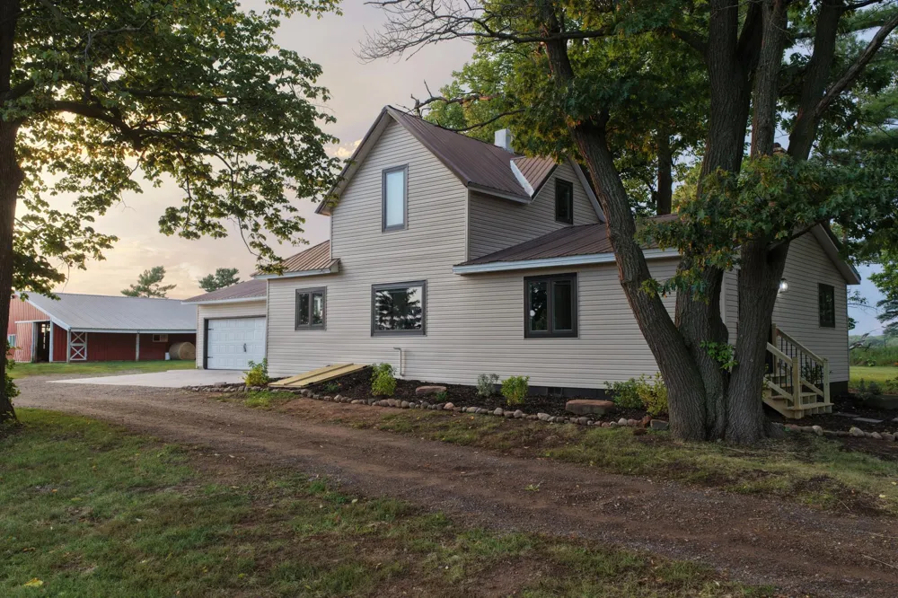 2961 Rainbow Street Brook Park, MN 55007