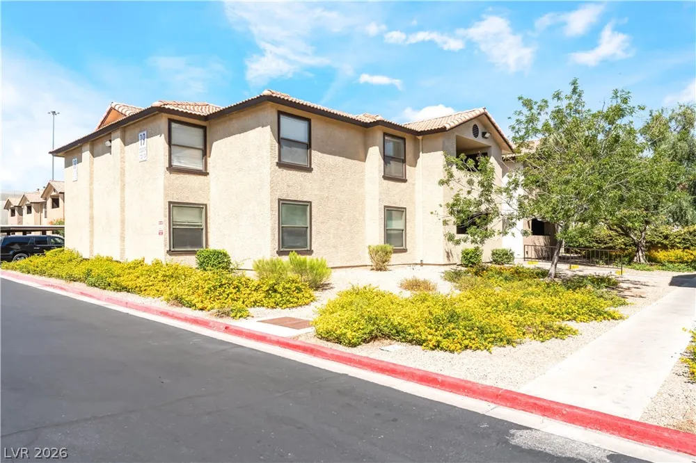 2451 Rainbow Boulevard #1123 Las Vegas, NV 89108