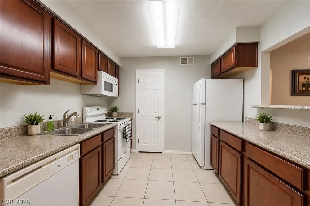 2451 Rainbow Boulevard #1123 Las Vegas, NV 89108