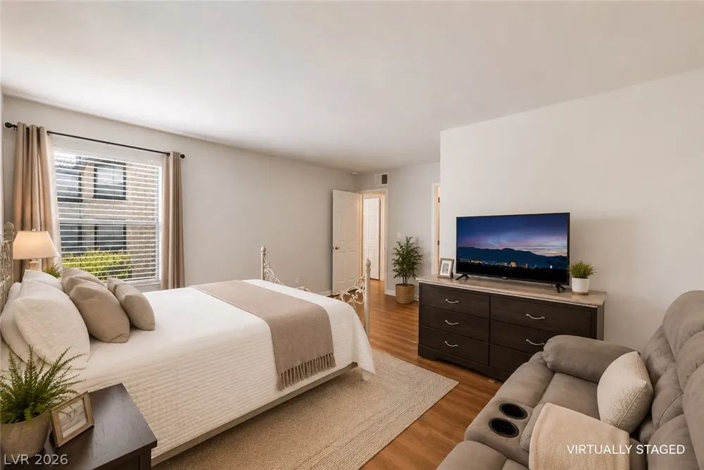 2451 Rainbow Boulevard #1123 Las Vegas, NV 89108