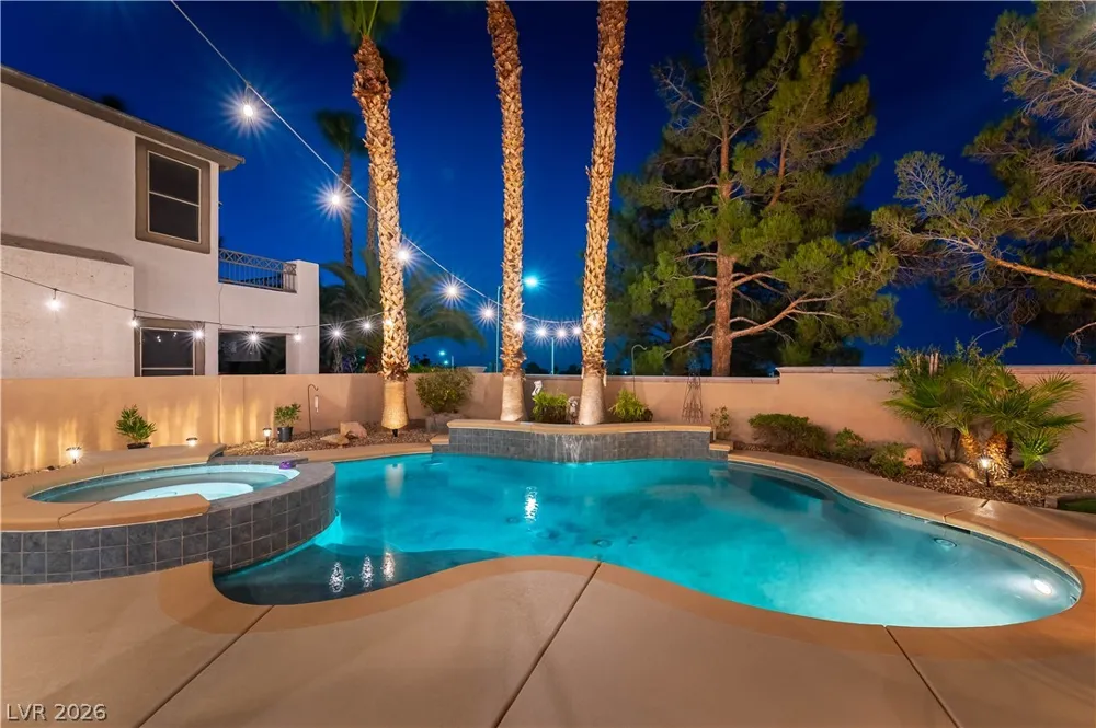 324 Glistening Cloud Drive Henderson, NV 89012