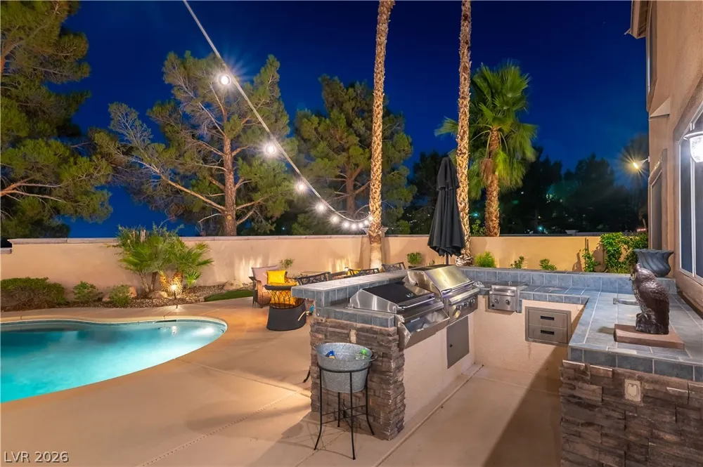 324 Glistening Cloud Drive Henderson, NV 89012