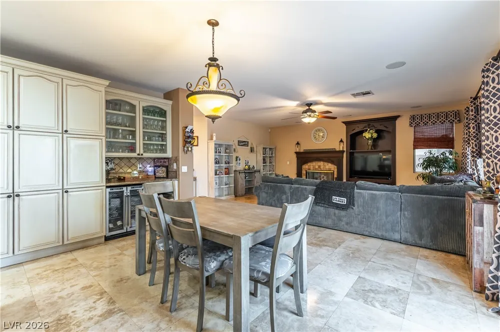 324 Glistening Cloud Drive Henderson, NV 89012