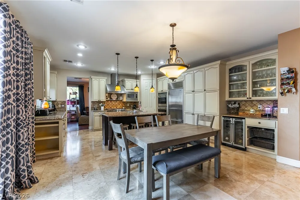 324 Glistening Cloud Drive Henderson, NV 89012