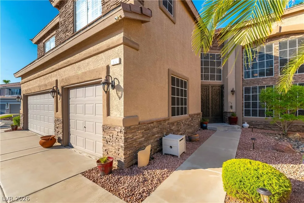 324 Glistening Cloud Drive Henderson, NV 89012