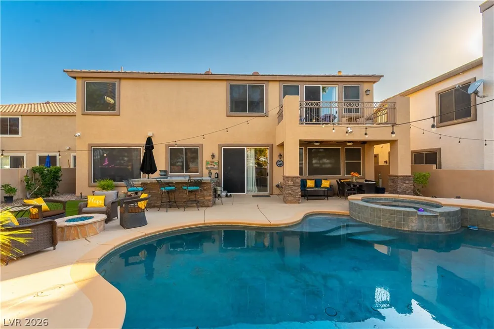 324 Glistening Cloud Drive Henderson, NV 89012