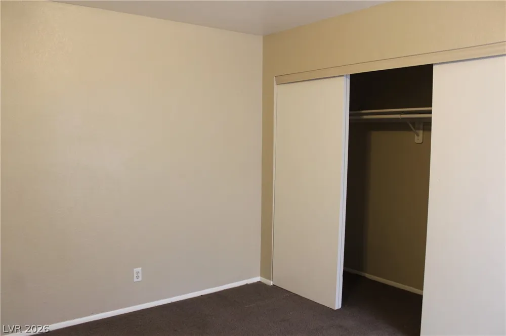 3770 Shirebrook Drive #75 Las Vegas, NV 89115