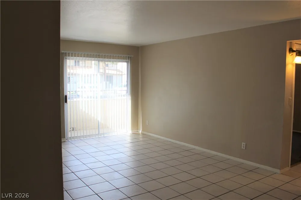 3770 Shirebrook Drive #75 Las Vegas, NV 89115