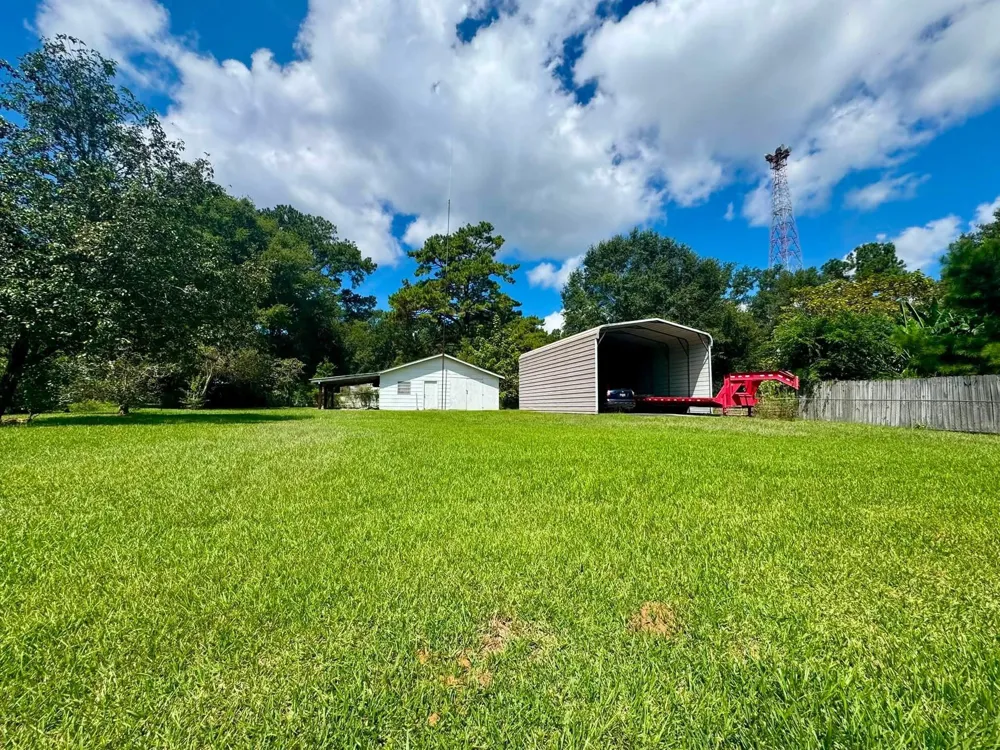 1815 Lee Miller Road Silsbee, TX 77656