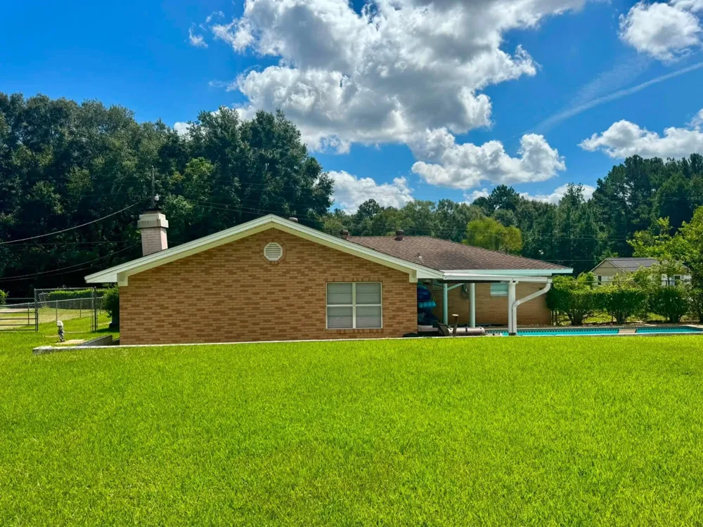 1815 Lee Miller Road Silsbee, TX 77656