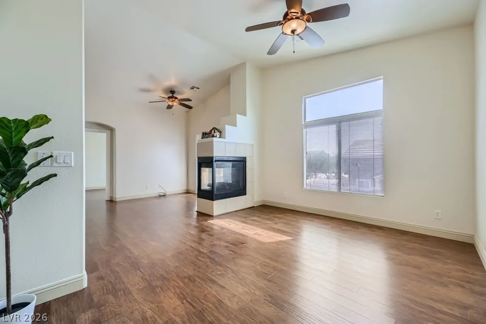 6713 Lookout Lodge Lane #1 North Las Vegas, NV 89084