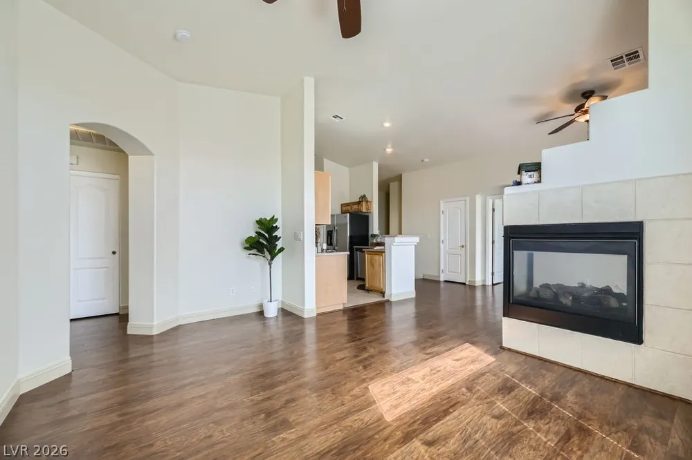6713 Lookout Lodge Lane #1 North Las Vegas, NV 89084