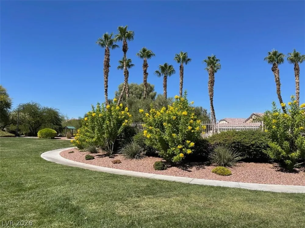 6713 Lookout Lodge Lane #1 North Las Vegas, NV 89084
