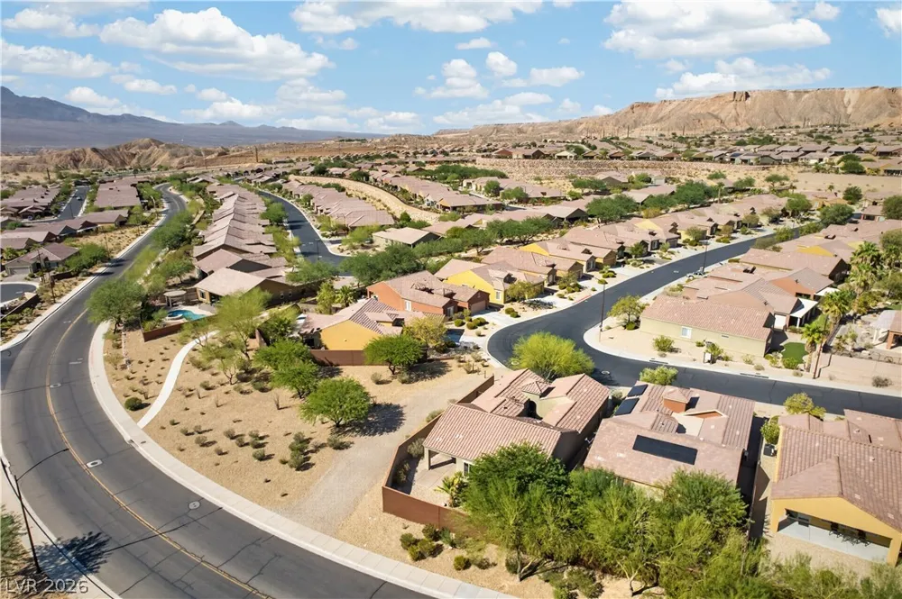 1010 Winder Stock Trail Mesquite, NV 89034