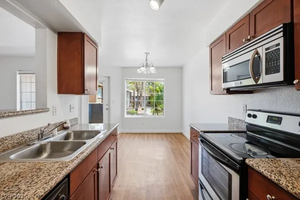 2750 S Durango Drive #1142 Las Vegas, NV 89117