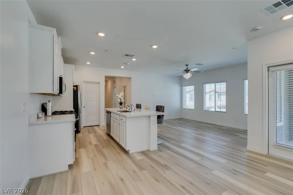 7312 Decatur Boulevard #6 North Las Vegas, NV 89131