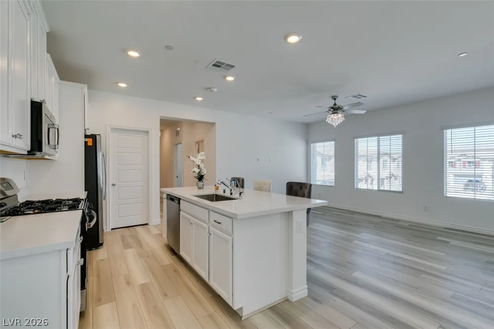 7312 Decatur Boulevard #6 North Las Vegas, NV 89131