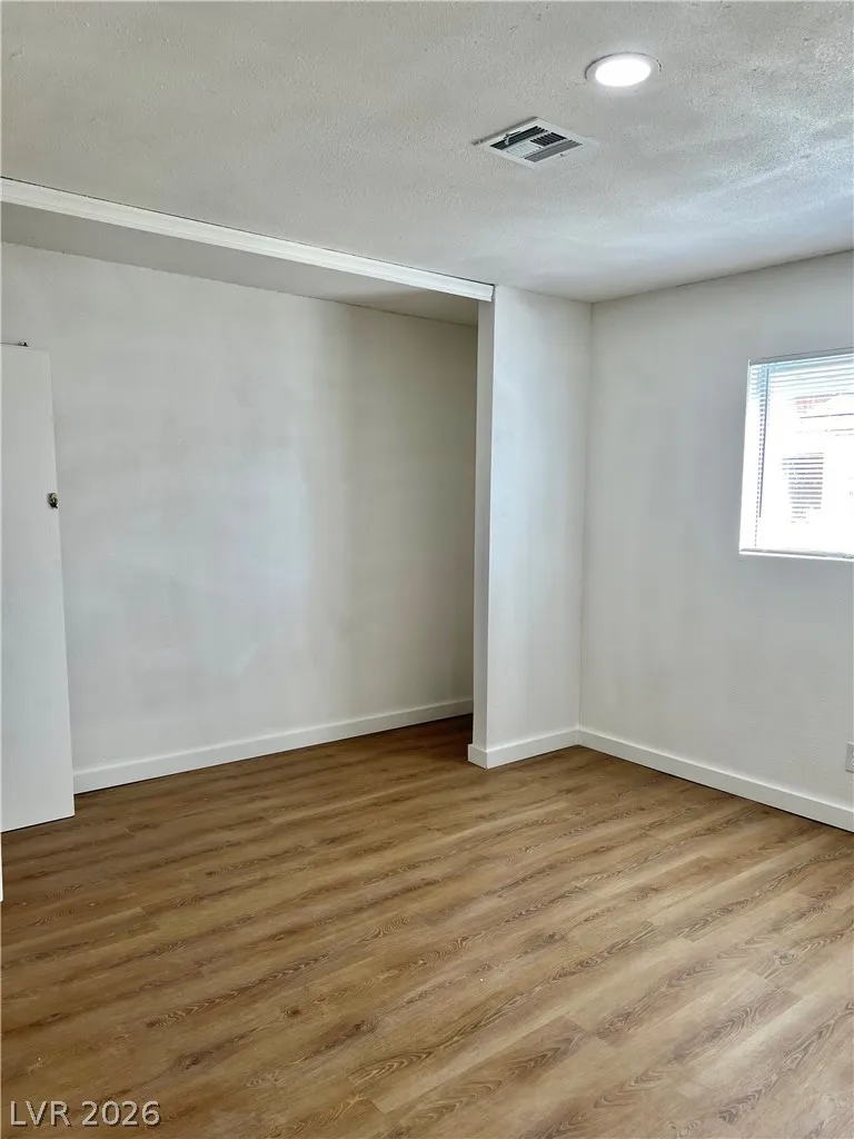5116 Golden Lane #A Las Vegas, NV 89119