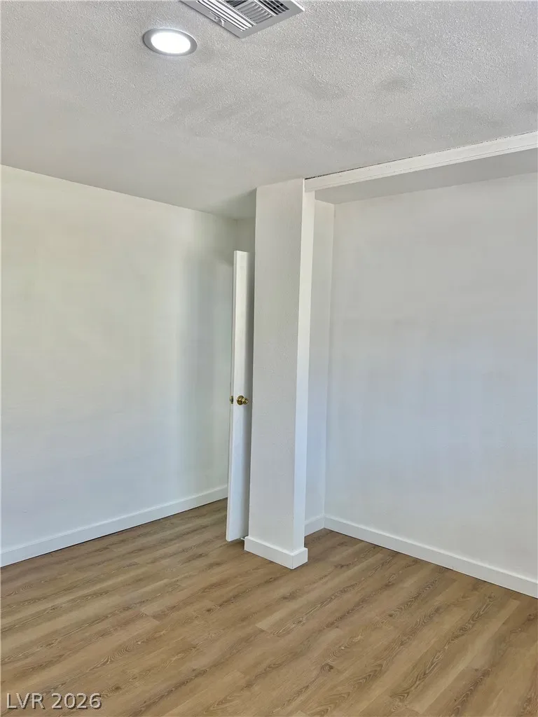 5116 Golden Lane #A Las Vegas, NV 89119