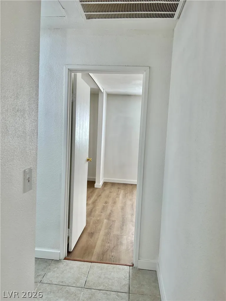 5116 Golden Lane #A Las Vegas, NV 89119