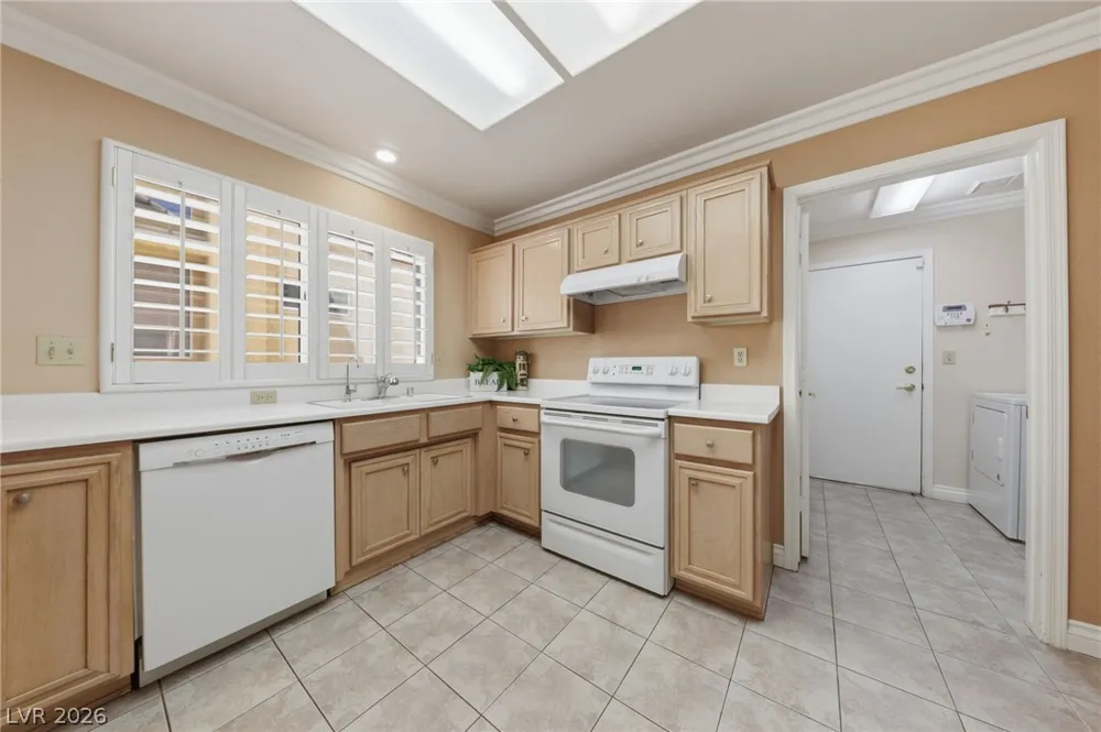 2548 Highvale Drive Las Vegas, NV 89134