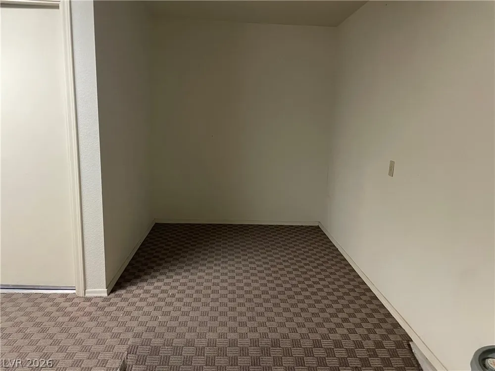 2548 Highvale Drive Las Vegas, NV 89134