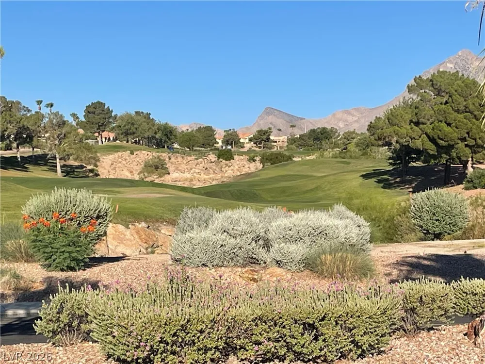 2548 Highvale Drive Las Vegas, NV 89134