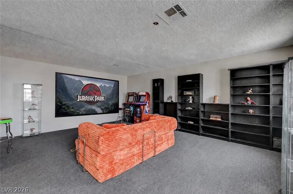 9440 Abalone Way Las Vegas, NV 89117
