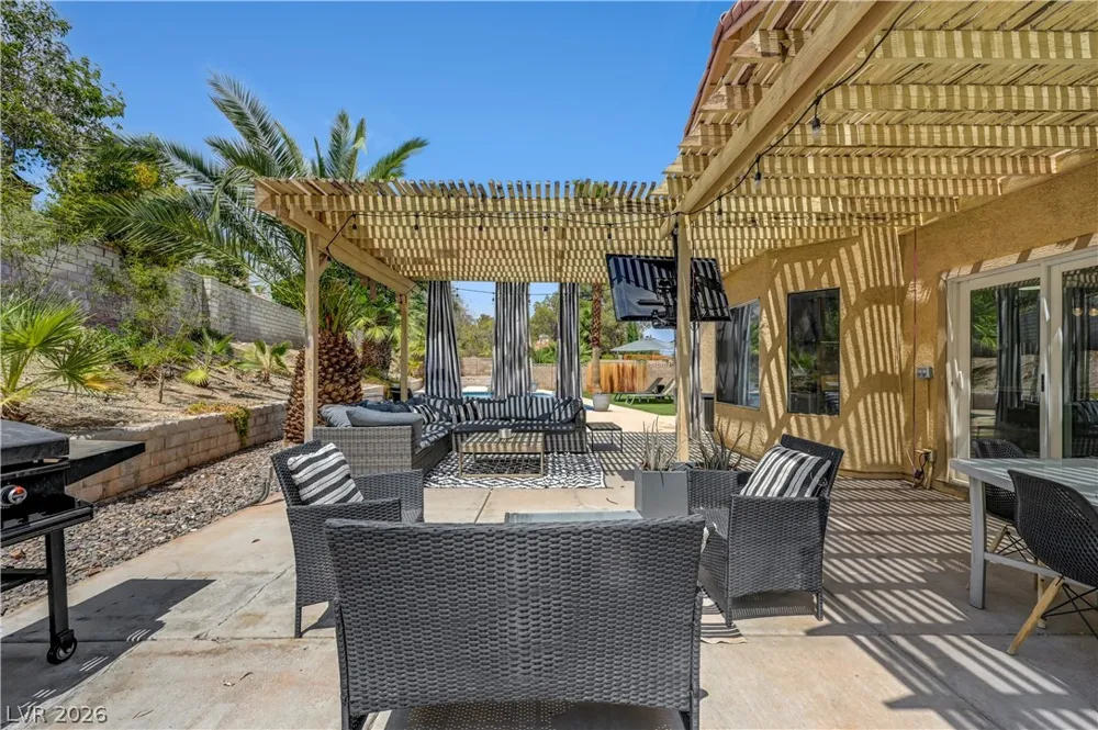 9440 Abalone Way Las Vegas, NV 89117