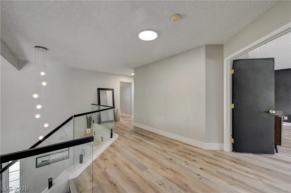 9440 Abalone Way Las Vegas, NV 89117