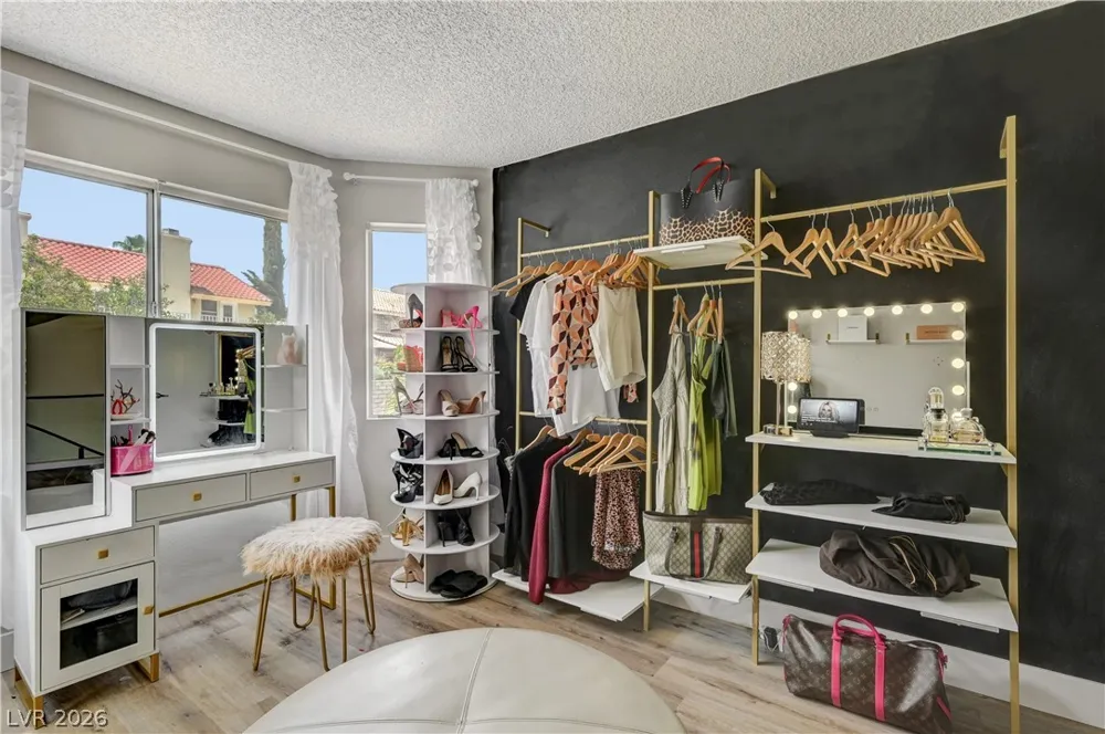 9440 Abalone Way Las Vegas, NV 89117