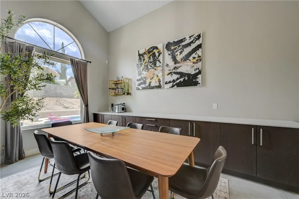 9440 Abalone Way Las Vegas, NV 89117