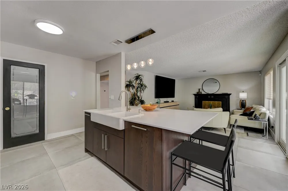 9440 Abalone Way Las Vegas, NV 89117
