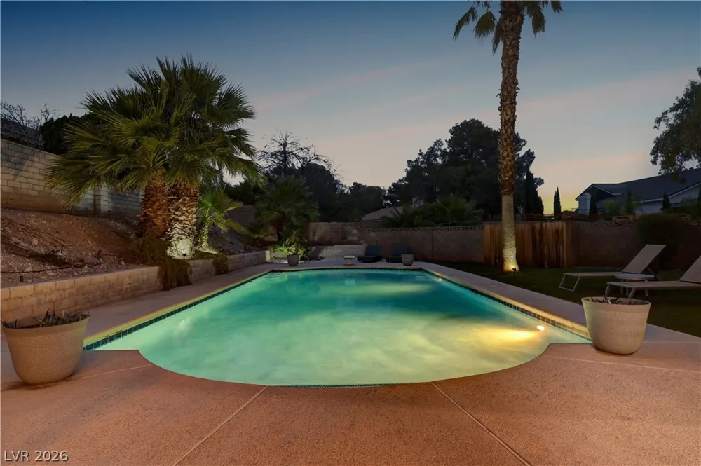 9440 Abalone Way Las Vegas, NV 89117