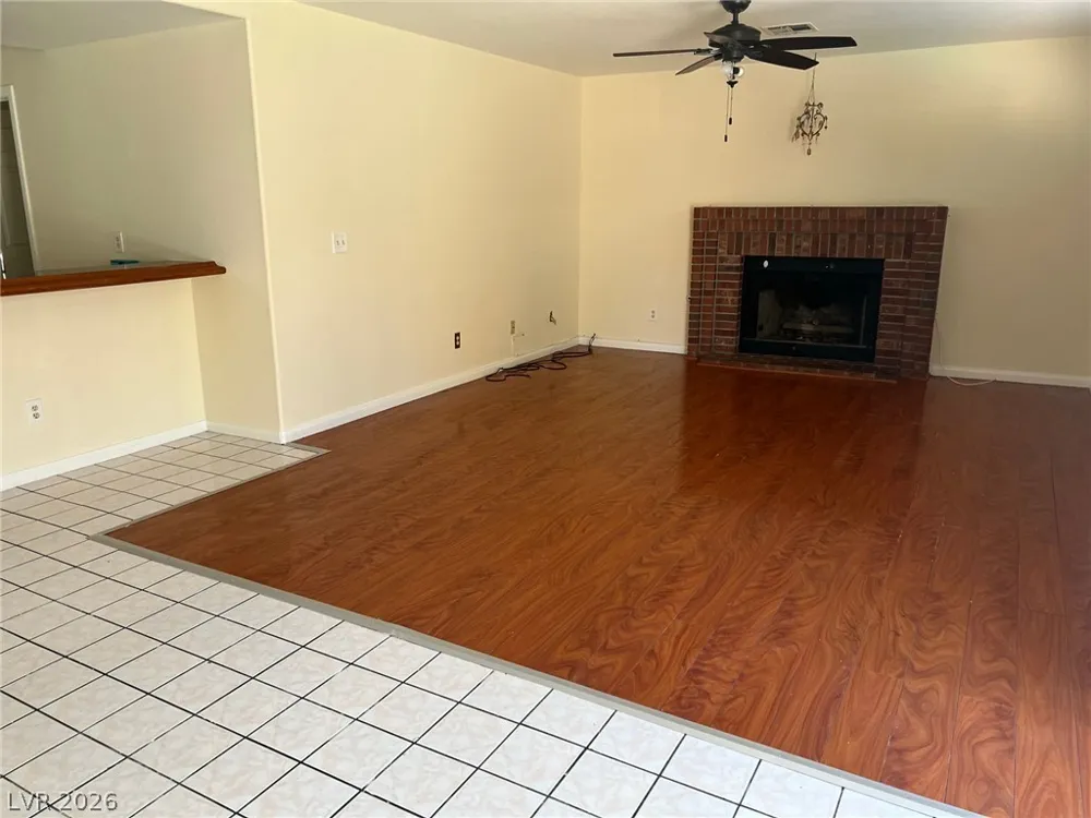 9448 Navy Blue Court Las Vegas, NV 89117