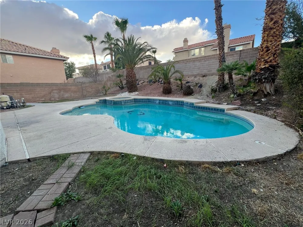 9448 Navy Blue Court Las Vegas, NV 89117