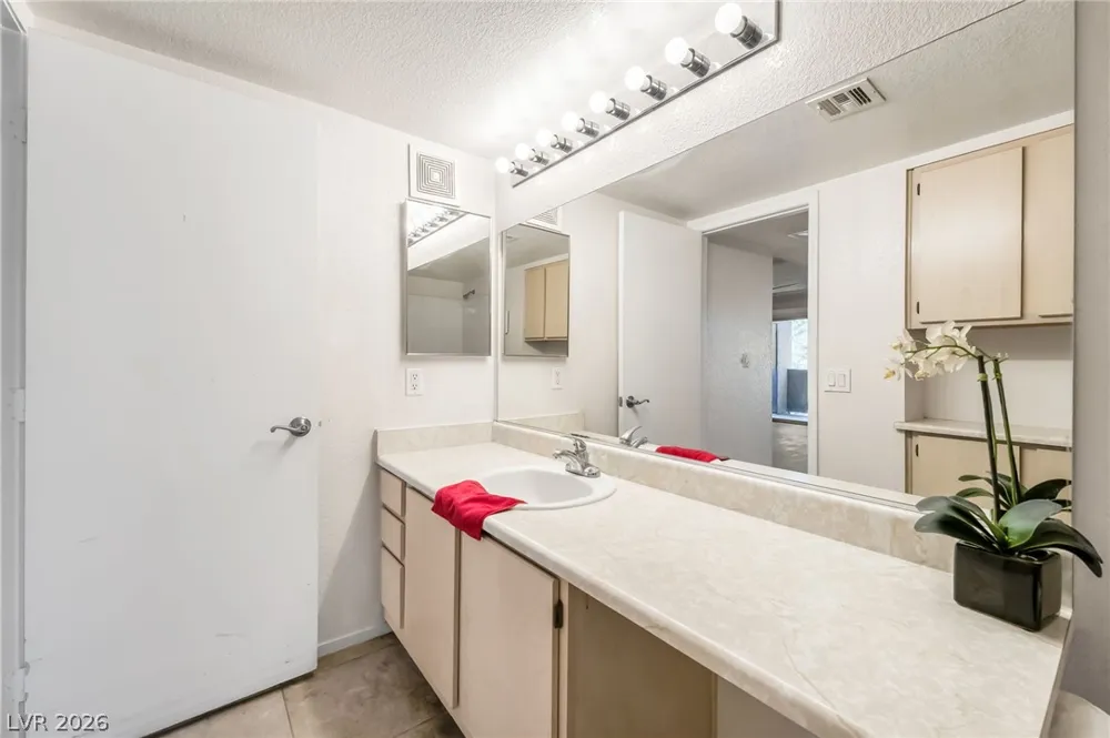 555 E Silverado Ranch Boulevard #2038 Las Vegas, NV 89183