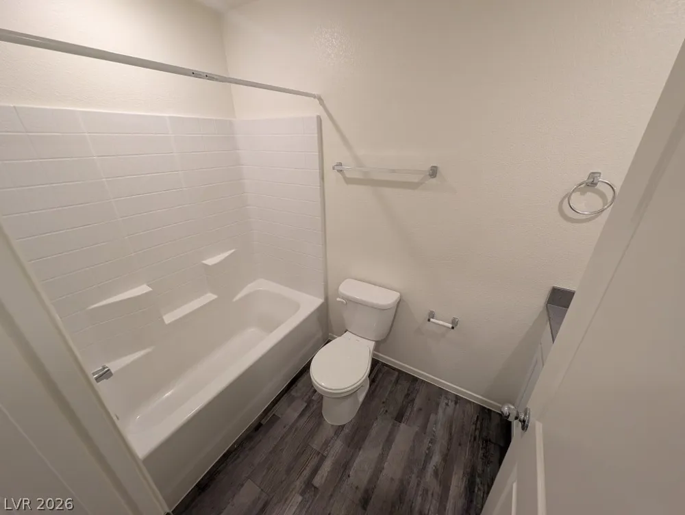 6153 Aster Garden Street North Las Vegas, NV 89081