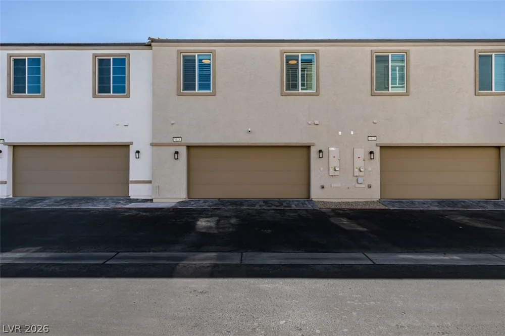 5618 Beguiling Falls Street Las Vegas, NV 89148