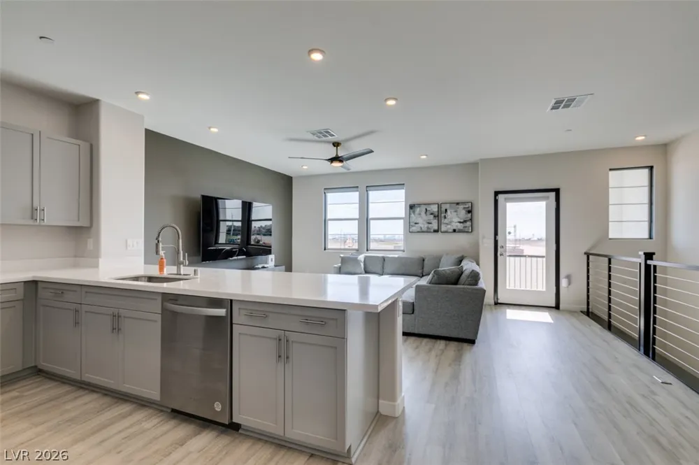 5618 Beguiling Falls Street Las Vegas, NV 89148